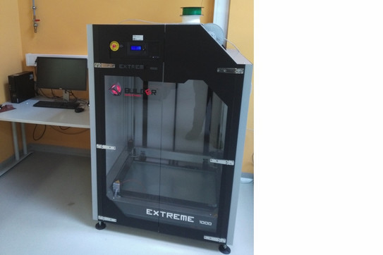 3D-Drucker groß